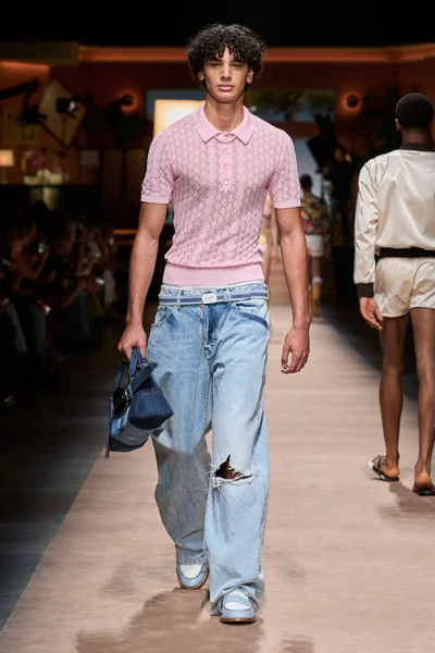 Look 31